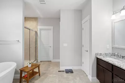 8007 Acorn Trail, Hamilton Township, OH 45039 - Photo 22