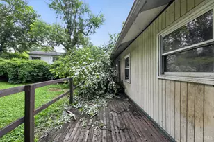 1714 Monterey Ct, Cincinnati, OH 45223 - Photo 4