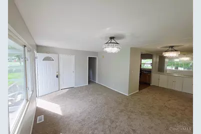 8490 Smallwood Lane, Sycamore Township, OH 45236 - Photo 2