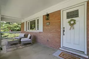2484 Wingham Dr, Green Township, OH 45238 - Photo 10