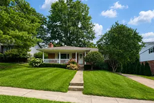 2484 Wingham Dr, Green Township, OH 45238 - Photo 1