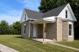 371 S Charity St, Bethel, OH 45106 - Photo 1