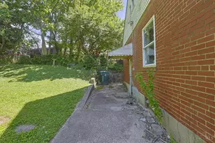 1754 Iliff Ave, Cincinnati, OH 45205 - Photo 6