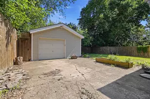 3718 Forest Ct, Cheviot, OH 45211 - Photo 30