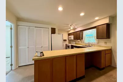12005 Elkridge Drive, Springdale, OH 45240 - Photo 12