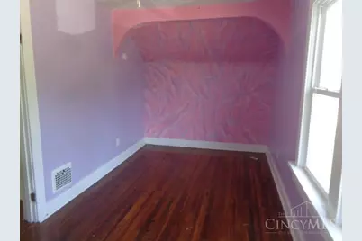 2632 W Riverview Avenue, Dayton, OH 45402 - Photo 2
