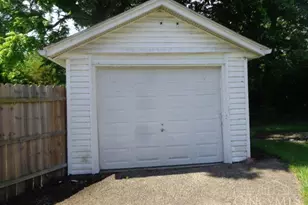 2632 W Riverview Ave, Dayton, OH 45402 - Photo 12