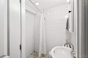 2722 Ridgewood Ave, Columbia Township, OH 45213 - Photo 36