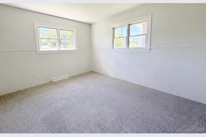 7006 Moorfield Drive, Anderson Township, OH 45230 - Photo 12