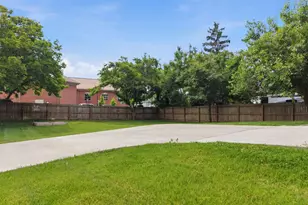 7156 Maple Ave, Madeira, OH 45243 - Photo 12