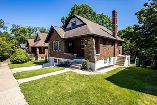 4057 Vinedale Ave, Cincinnati, OH 45205 - Photo 1