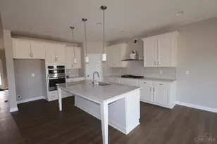 285 Tilly Ct, Springboro, OH 45066 - Photo 2