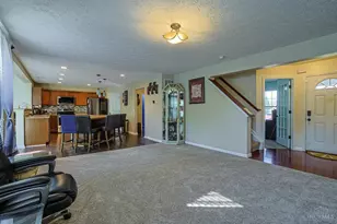 2032 Bridgewater Ln, Monroe, OH 45050 - Photo 12