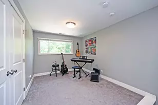 8989 Paw Paw Ln, Sycamore Township, OH 45242 - Photo 22