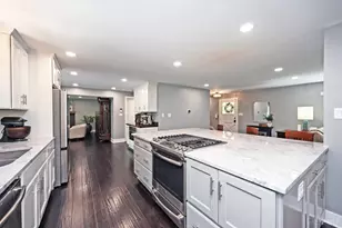 8989 Paw Paw Ln, Sycamore Township, OH 45242 - Photo 16