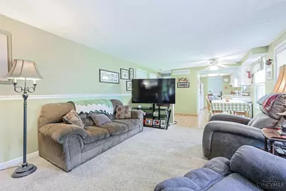 1146 Hickorylake Drive, Delhi Township, OH 45233 - Photo 10
