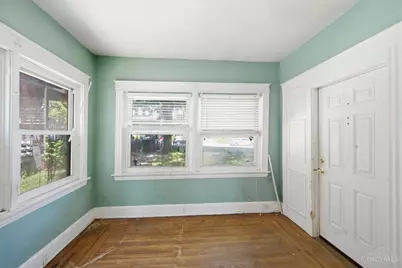 813 S Fred Shuttlesworth Circle, Cincinnati, OH 45229 - Photo 6