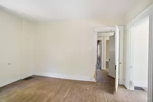 813 S Fred Shuttlesworth Cir, Cincinnati, OH 45229 - Photo 22