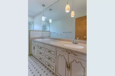 6404 Thompson Road, Colerain Township, OH 45247 - Photo 24