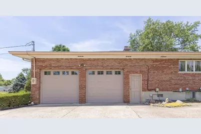 6404 Thompson Road, Colerain Township, OH 45247 - Photo 10