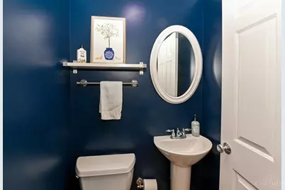 3721 Ashworth Drive #D, Cincinnati, OH 45208 - Photo 44