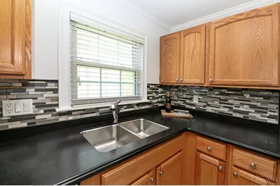 3721 Ashworth Drive #D, Cincinnati, OH 45208 - Photo 14