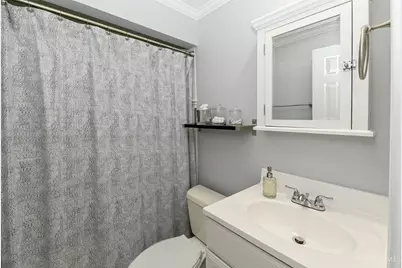 3721 Ashworth Drive #D, Cincinnati, OH 45208 - Photo 24
