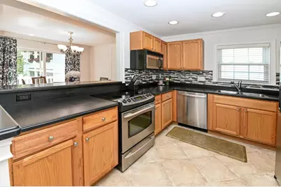 3721 Ashworth Drive #D, Cincinnati, OH 45208 - Photo 12