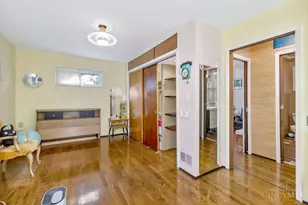 415 W Galbraith Rd, Wyoming, OH 45215 - Photo 26