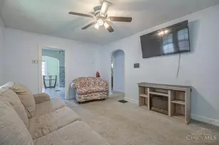 628 Woodford St, Hamilton, OH 45013 - Photo 4