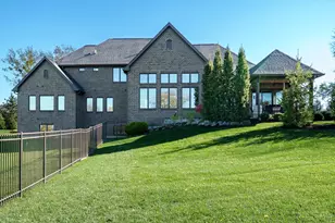 2442 Berkeley Ct, Clearcreek Twp., OH 45036 - Photo 86
