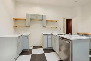 4214 Cherry St, Cincinnati, OH 45223 - Photo 14