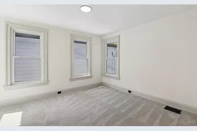 4214 Cherry Street, Cincinnati, OH 45223 - Photo 16