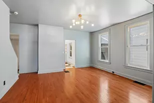 4214 Cherry St, Cincinnati, OH 45223 - Photo 10