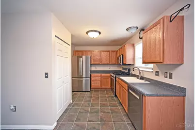 6067 Weber Oaks Drive, Miami Township, OH 45140 - Photo 10
