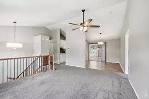 5629 Bluepine Dr, Green Township, OH 45247 - Photo 6