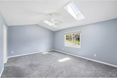 5629 Bluepine Drive, Cincinnati, OH 45247 - Photo 12