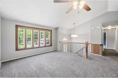5629 Bluepine Drive, Cincinnati, OH 45247 - Photo 4