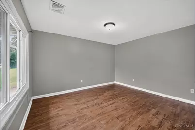 9670 Loralinda Drive, Cincinnati, OH 45251 - Photo 8