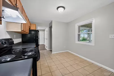 9670 Loralinda Drive, Cincinnati, OH 45251 - Photo 10