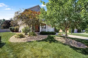 327 Rawling Dr, Harrison, OH 45030 - Photo 2