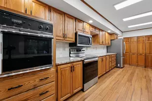 10890 Mockernut Dr, Harrison Township, OH 45030 - Photo 12