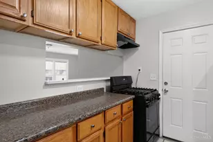 8811 Grenada Dr, Springfield Township, OH 45231 - Photo 12