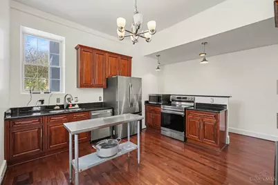 2277 Loth Street, Cincinnati, OH 45219 - Photo 10