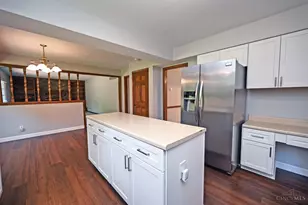 7463 Kingston Hill Ct, Anderson Township, OH 45255 - Photo 14