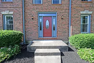 7463 Kingston Hill Ct, Anderson Township, OH 45255 - Photo 4