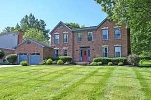 7463 Kingston Hill Ct, Anderson Township, OH 45255 - Photo 2