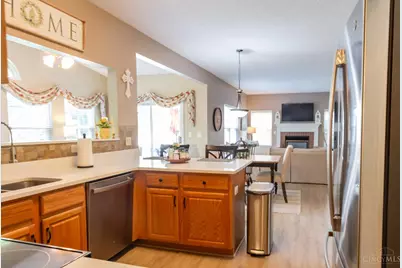 2956 Parkwalk Dr, Green Township, OH 45239 - Photo 12
