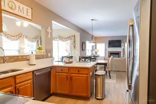 2956 Parkwalk Dr, Green Township, OH 45239 - Photo 12