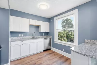 2721 Hyde Park Avenue, Cincinnati, OH 45209 - Photo 10